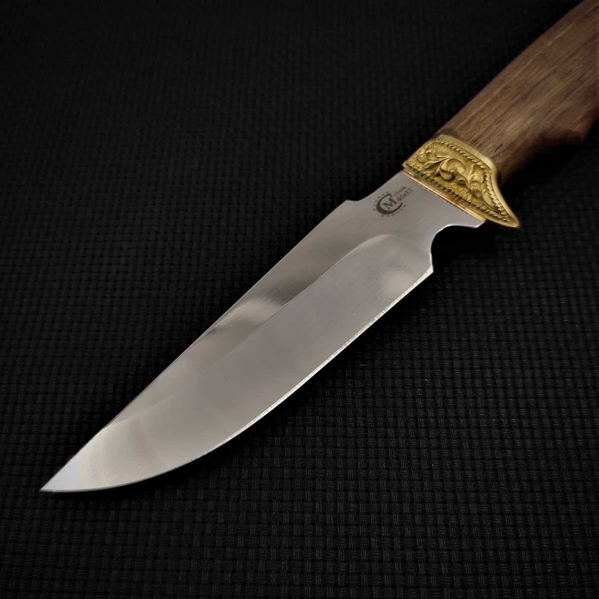 Нож Следопыт из стали 65х13, рукоять амазаку, латуннное литьё в интернет-магазине art-steel.ru, фото