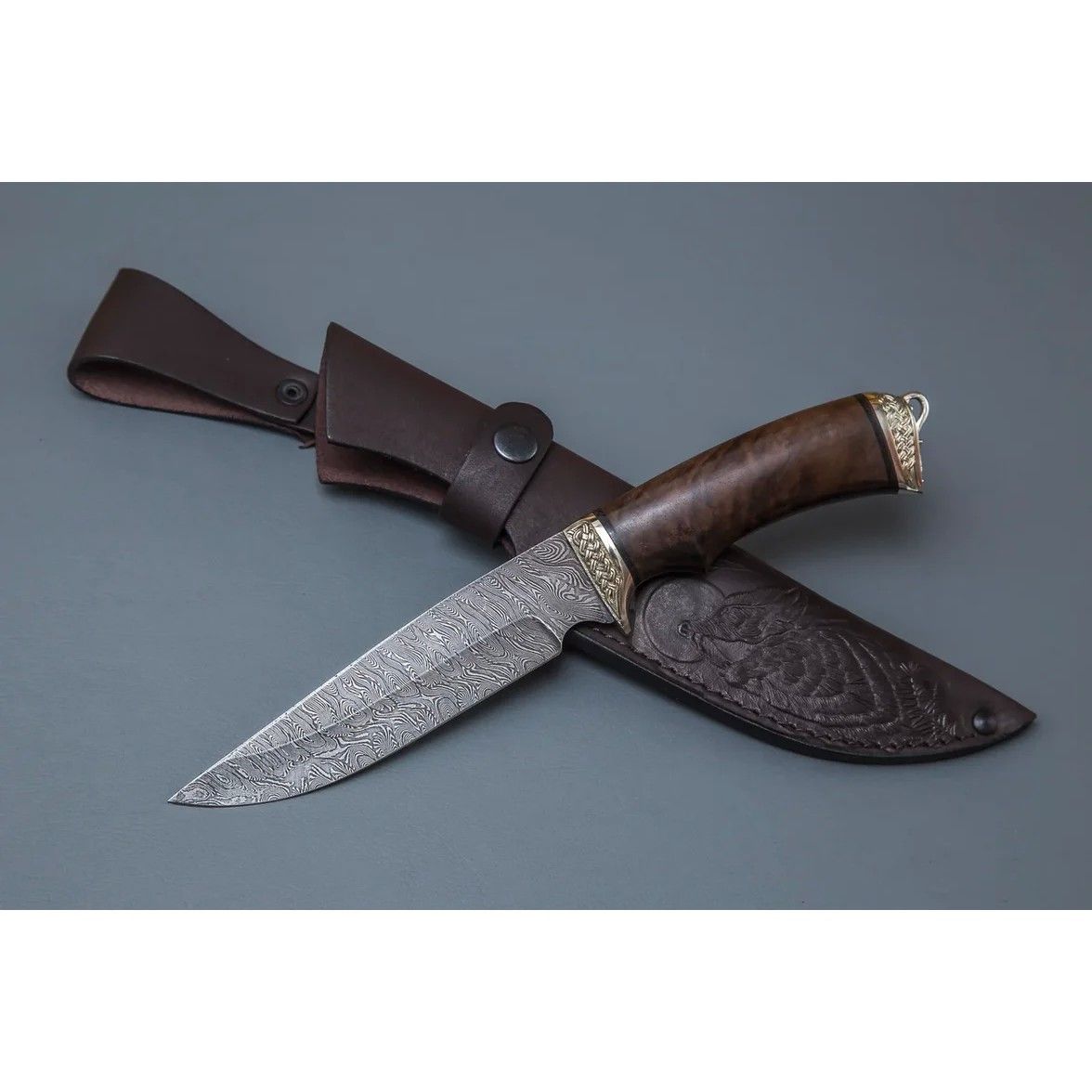 Нож Легионер из дамасской стали, рукоять ореховый кап, литьё мельхиор в интернет-магазине art-steel.ru Нож Легионер из дамасской стали, рукоять ореховый кап, литьё мельхиор в интернет-магазине art-steel.ru, фото