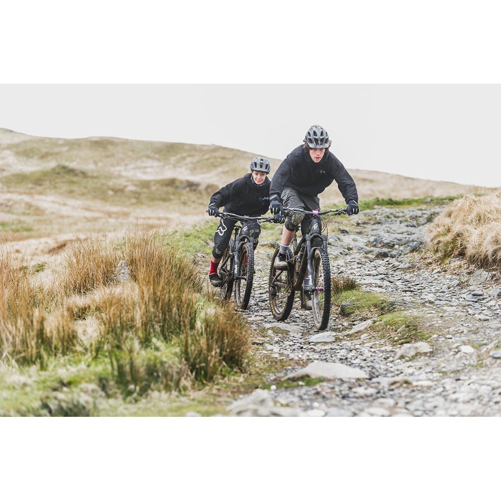 Водонепроницаемые носки DexShell Flame Retardant M (39-42) в интернет-магазине art-steel.ru, фото