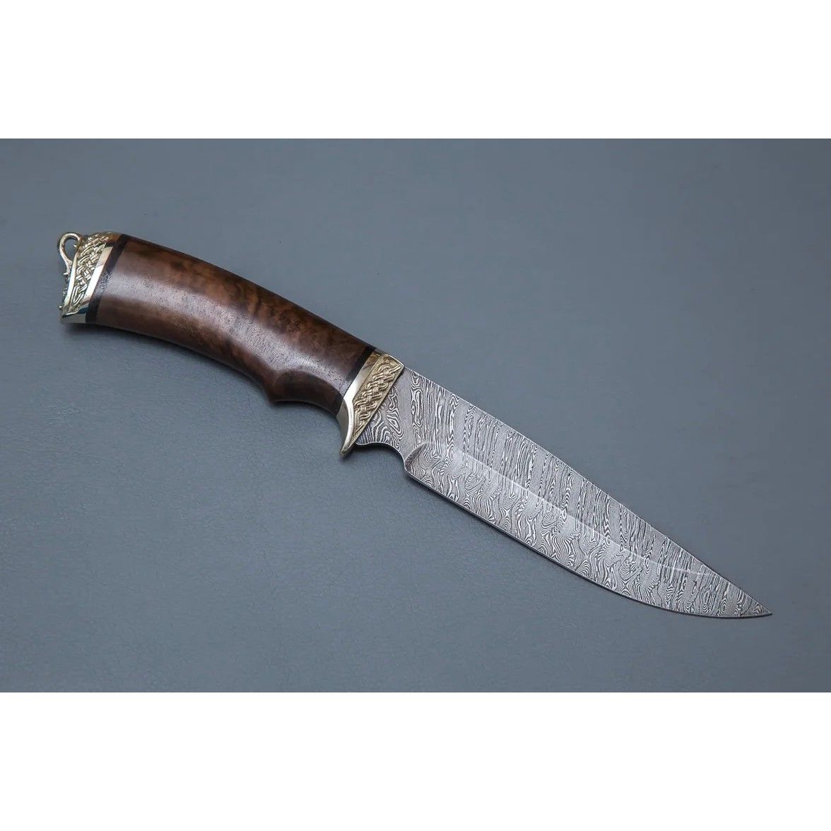 Нож Легионер из дамасской стали, рукоять ореховый кап, литьё мельхиор в интернет-магазине art-steel.ru Нож Легионер из дамасской стали, рукоять ореховый кап, литьё мельхиор в интернет-магазине art-steel.ru, фото