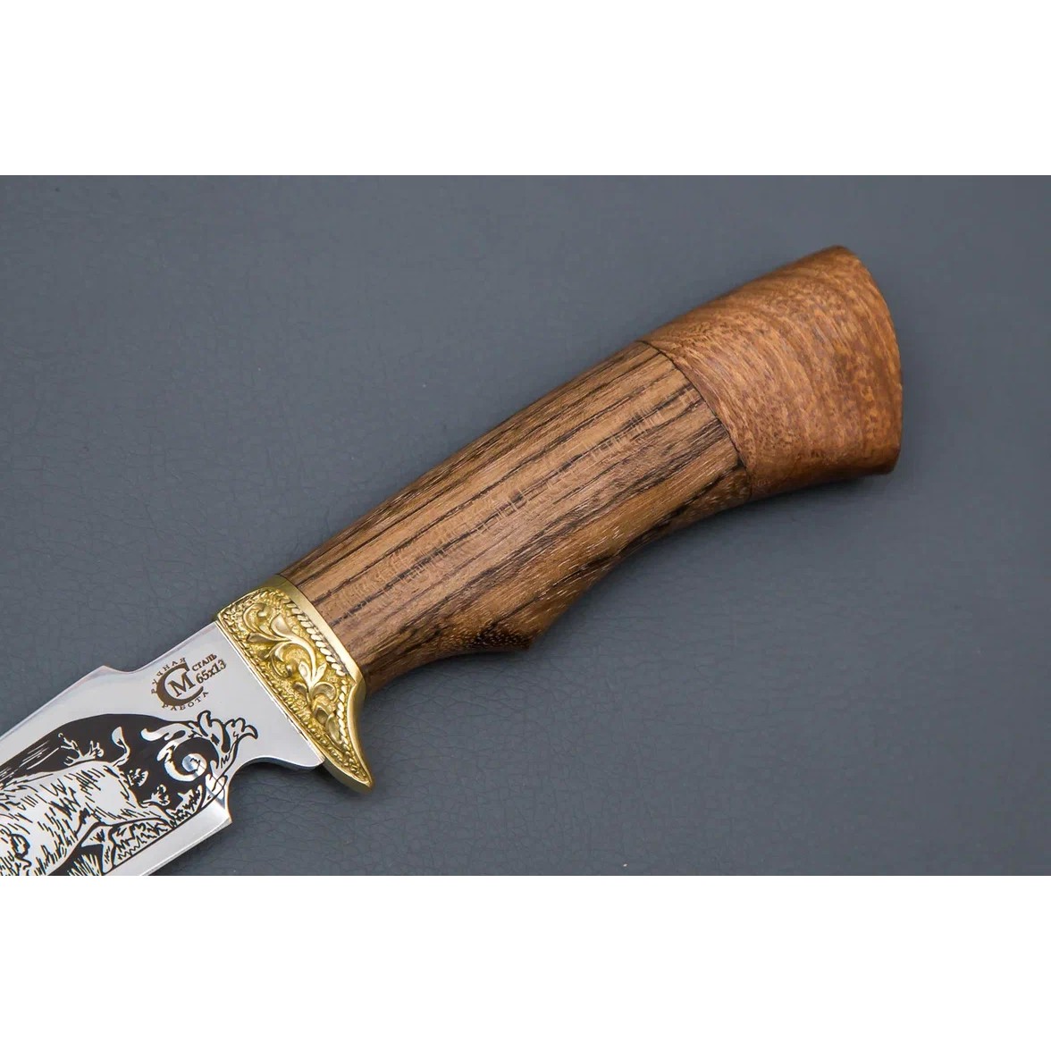 Нож Следопыт из стали 65х13, рукоять амазаку, латуннное литьё в интернет-магазине art-steel.ru, фото