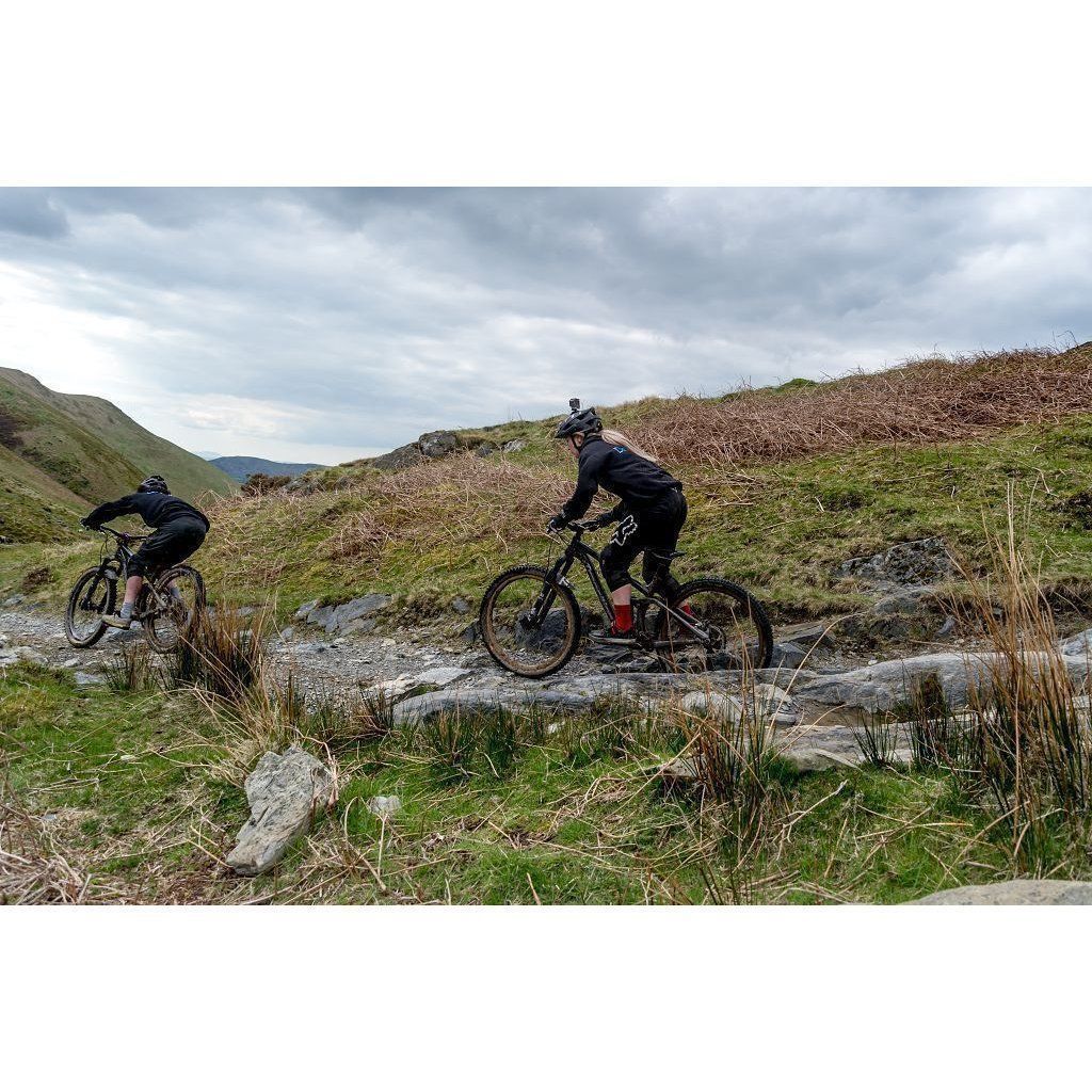 Водонепроницаемые носки DexShell Ultra Dri Sports Socks XL (47-49) с оранжевой полосой в интернет-магазине art-steel.ru, фото