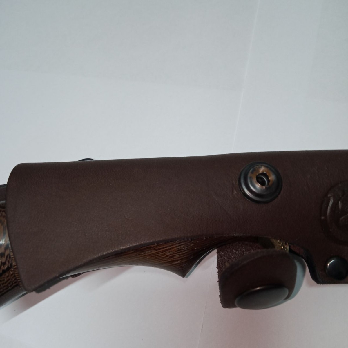 Нож Щука из стали 95х18, рукоять венге, литьё мельхиор в интернет-магазине art-steel.ru Нож Щука из стали 95х18, рукоять венге, литьё мельхиор в интернет-магазине art-steel.ru, фото