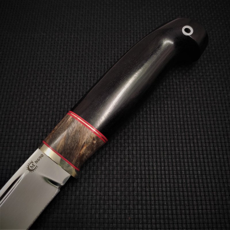 Нож Пуукко из стали N690, рукоять карельская береза, черное дерево, литьё мельхиор в интернет-магазине art-steel.ru, фото