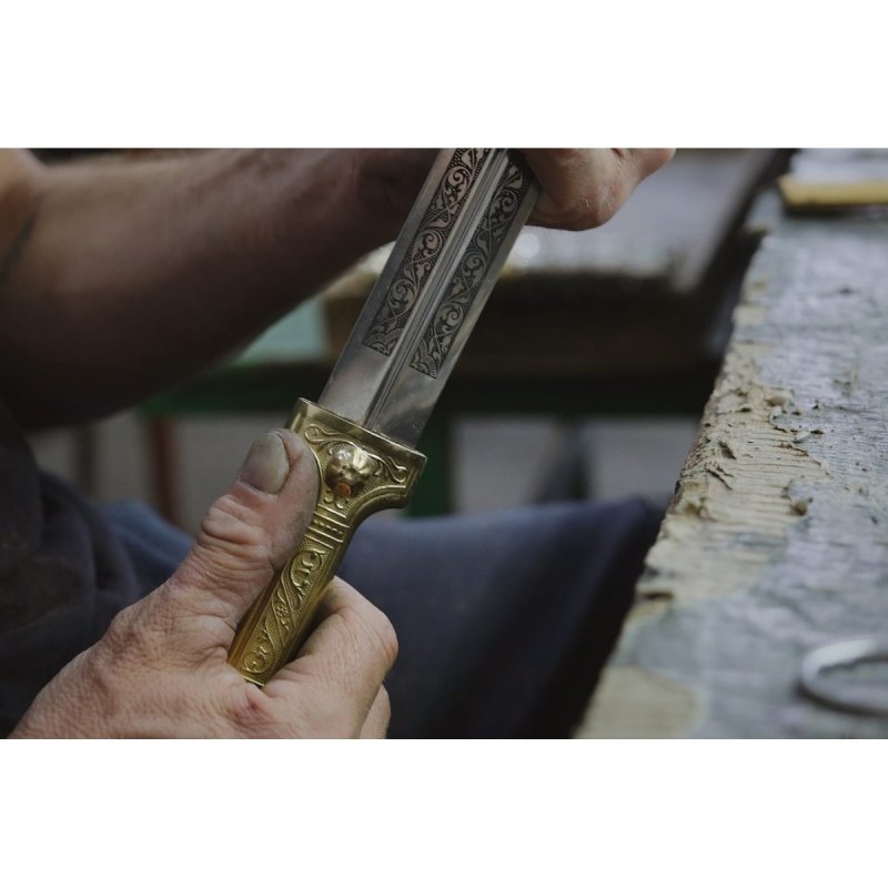 Сувенирный кинжал кожа мельхиор в интернет-магазине art-steel.ru, фото
