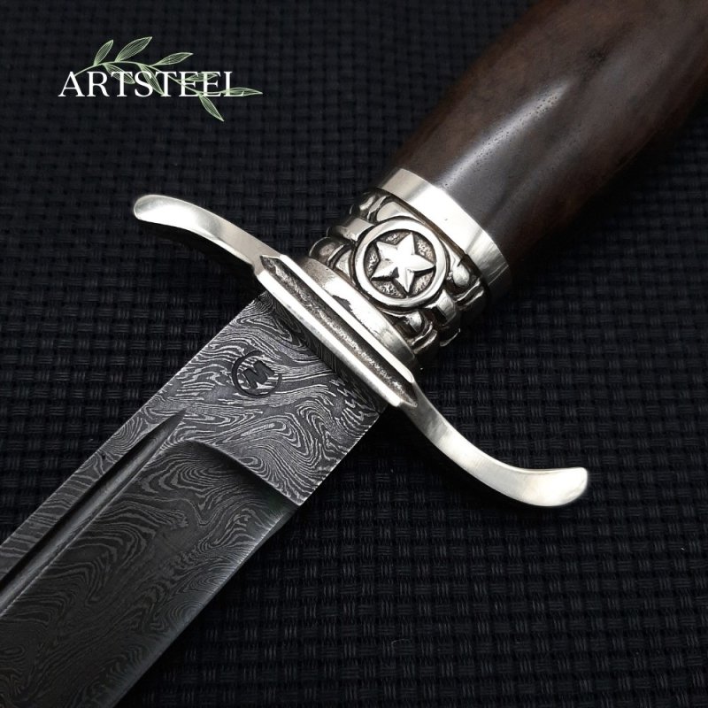 Нож Разведчик из стали дамасской стали, рукоять ореховый кап, литье мельхиор в интернет-магазине art-steel.ru, фото