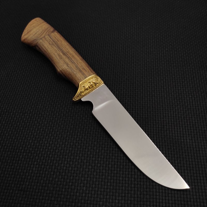 Нож Пластун из стали 65х13, рукоять амазаку, латуннное литьё в интернет-магазине art-steel.ru, фото